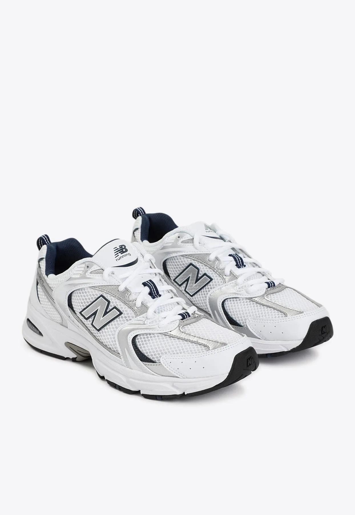 530 Lace-Up Sneakers