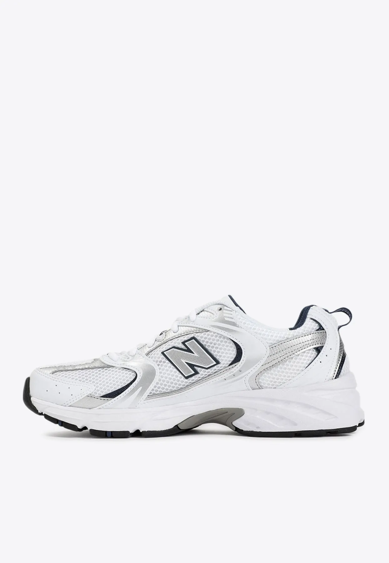 530 Lace-Up Sneakers