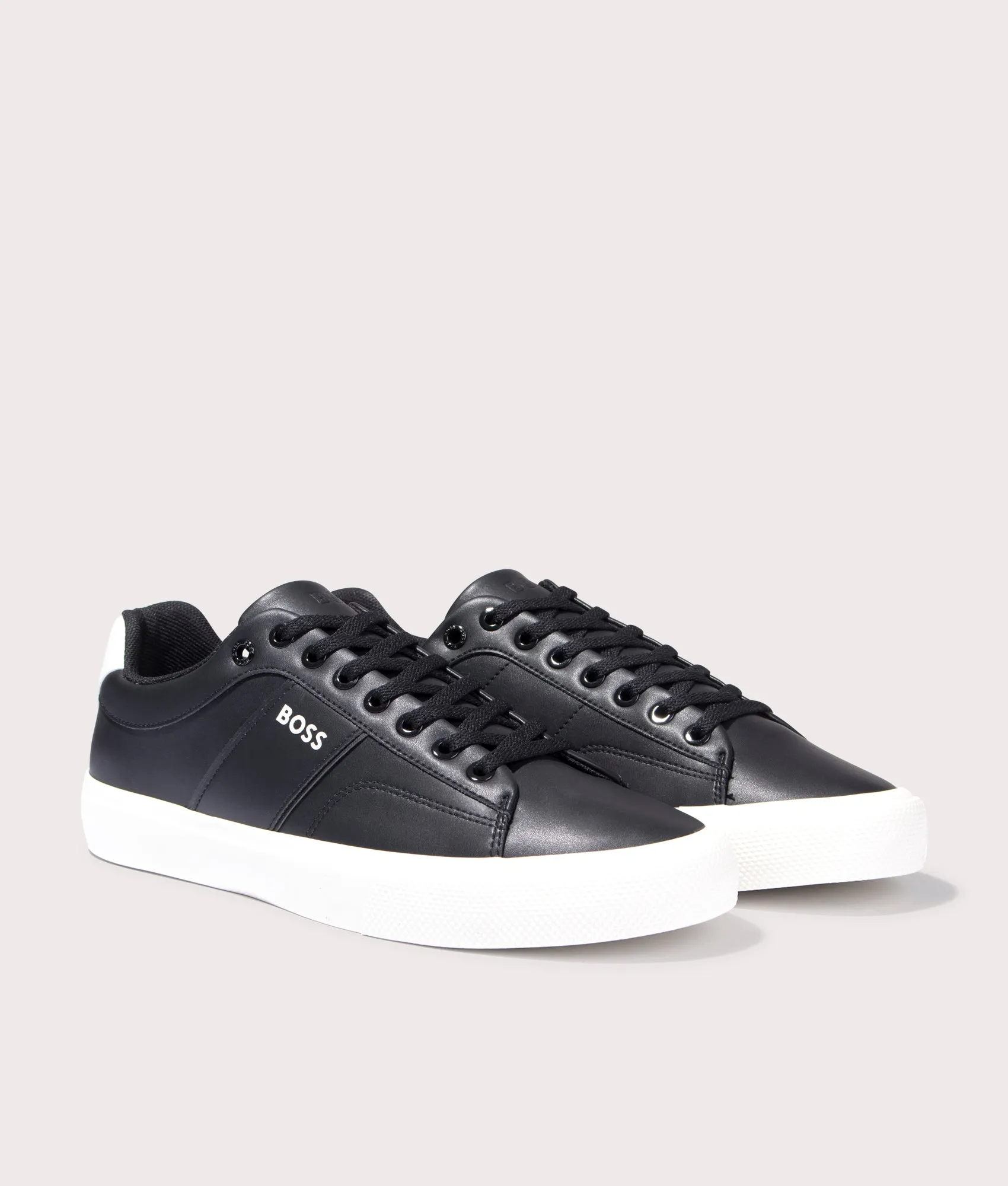 Aiden Tenn Trainers