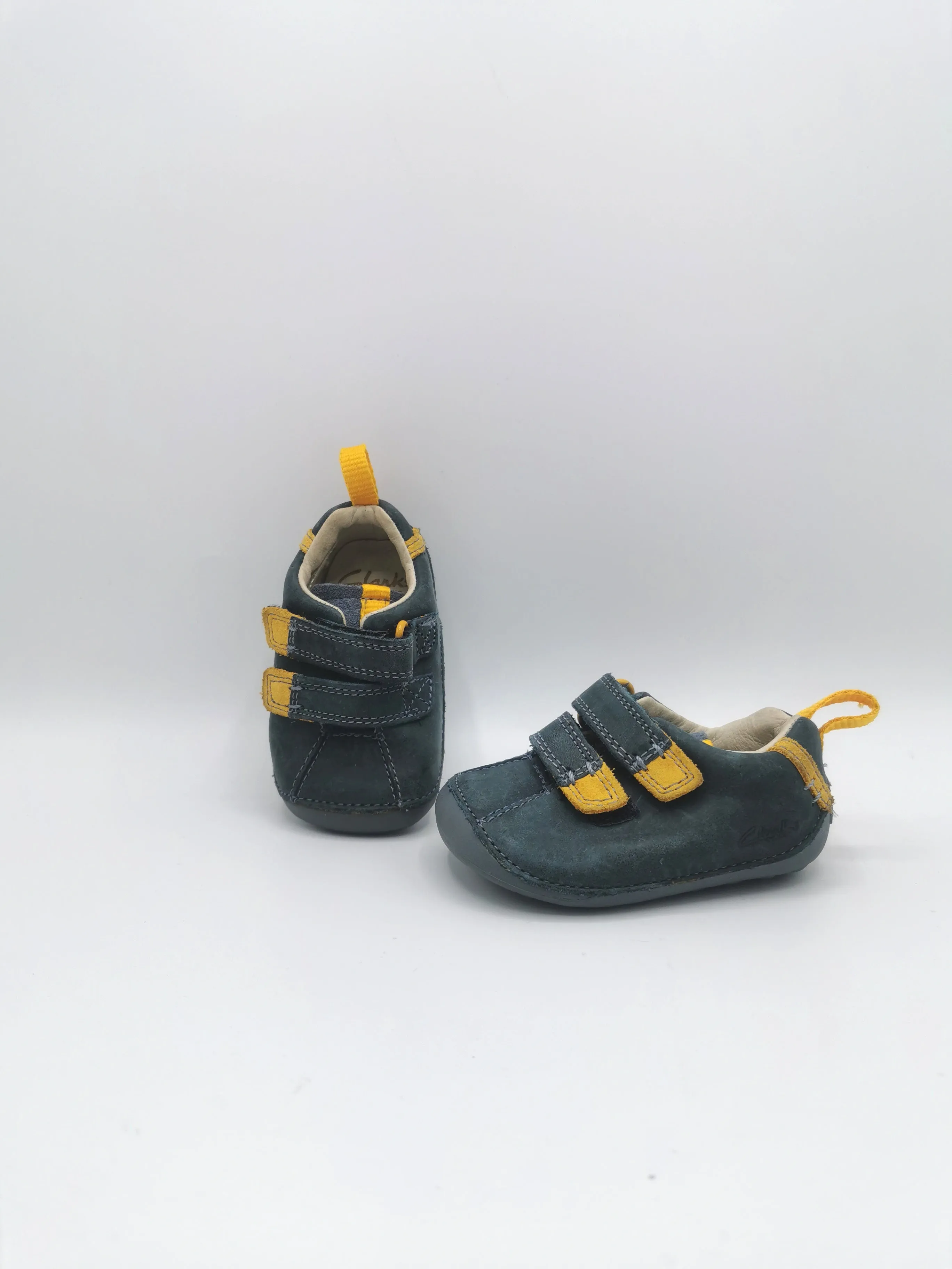 BABY BOY SIZE 2.5 (3/6 MONTHS) - CLARK'S, Infant Walking Shoes EUC B59