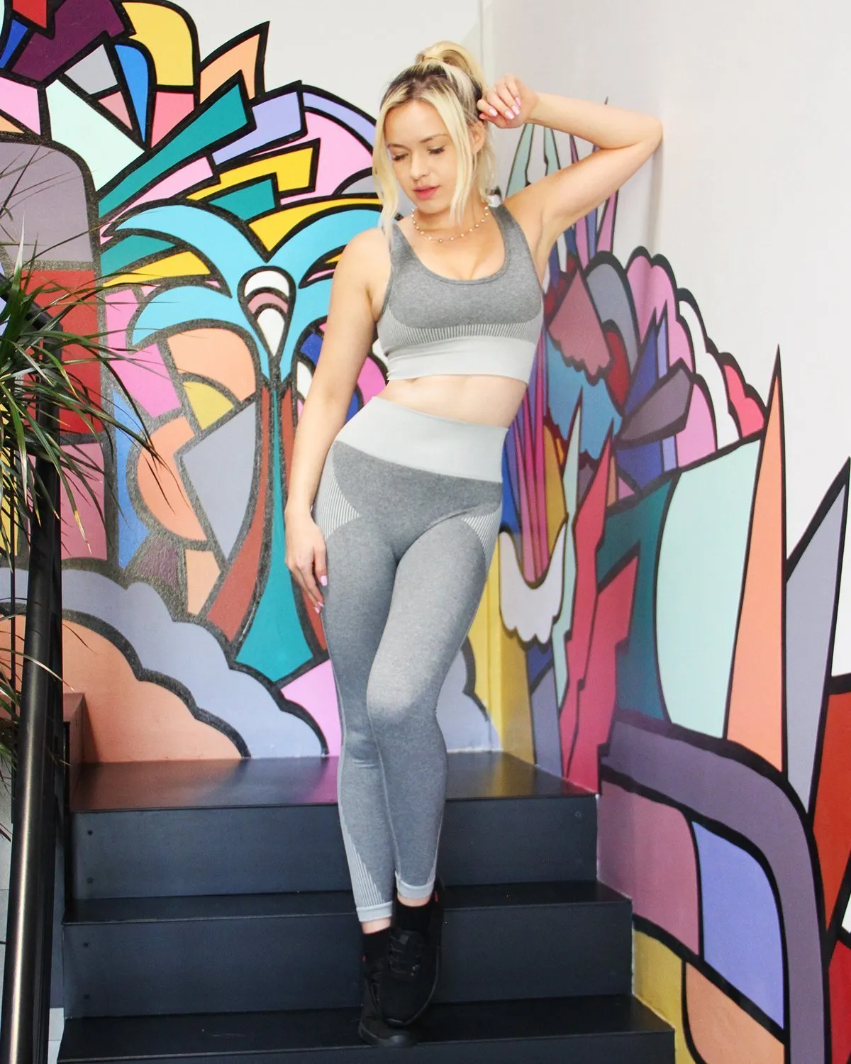Esalda Seamless Set