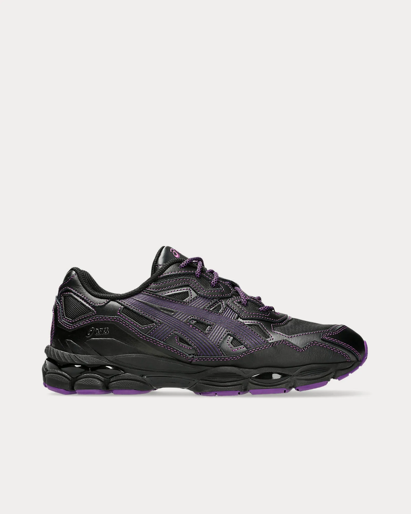 Gel-NYC Black / Black Low Top Sneakers