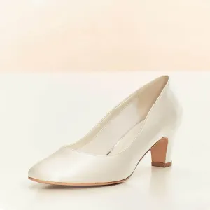 Ivory Satin Wedding Shoes, Low Block Heel, Grace, Size 5 ***SALE***