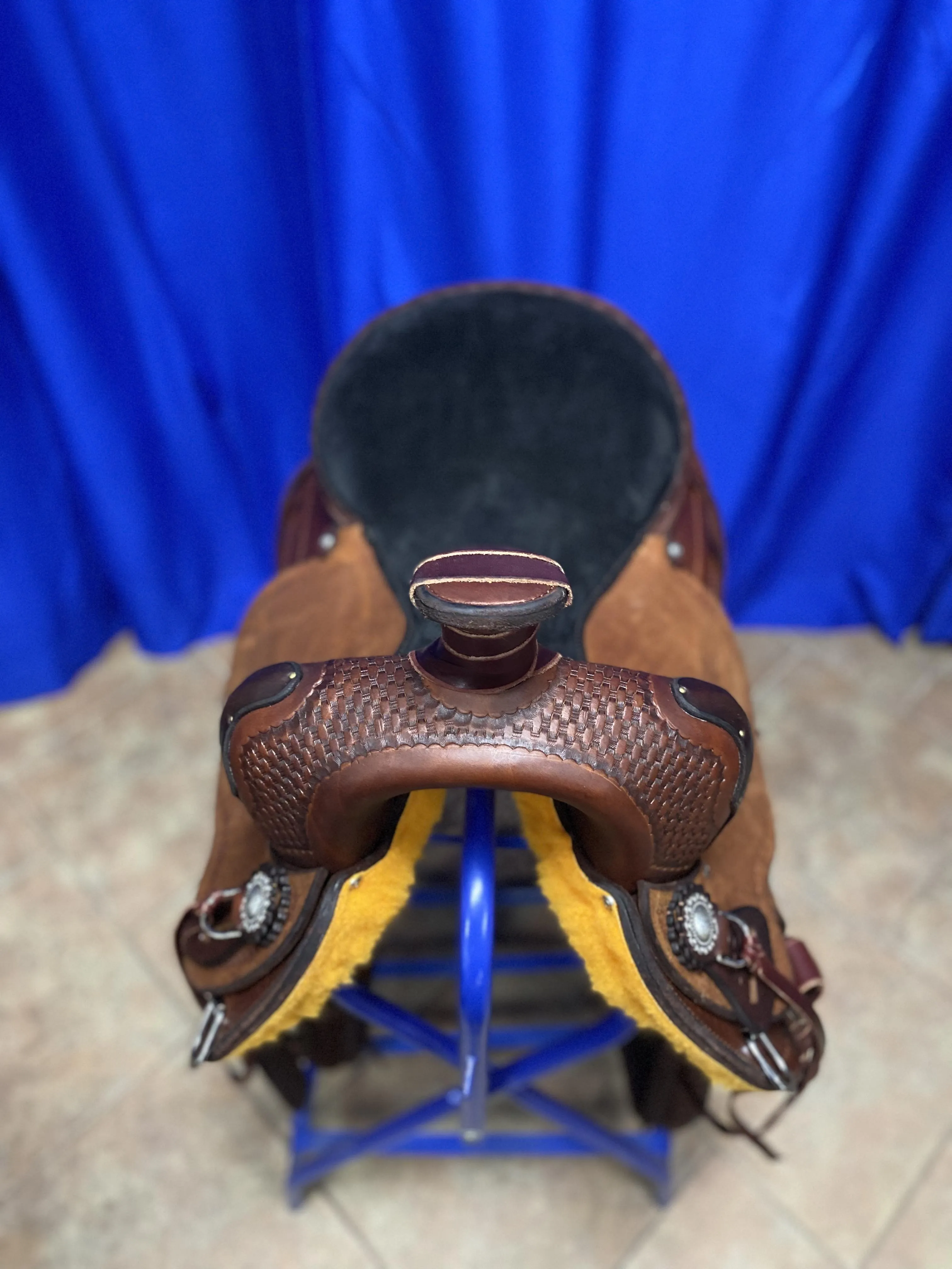MG "Keister Holder" Saddle With Roping Horn