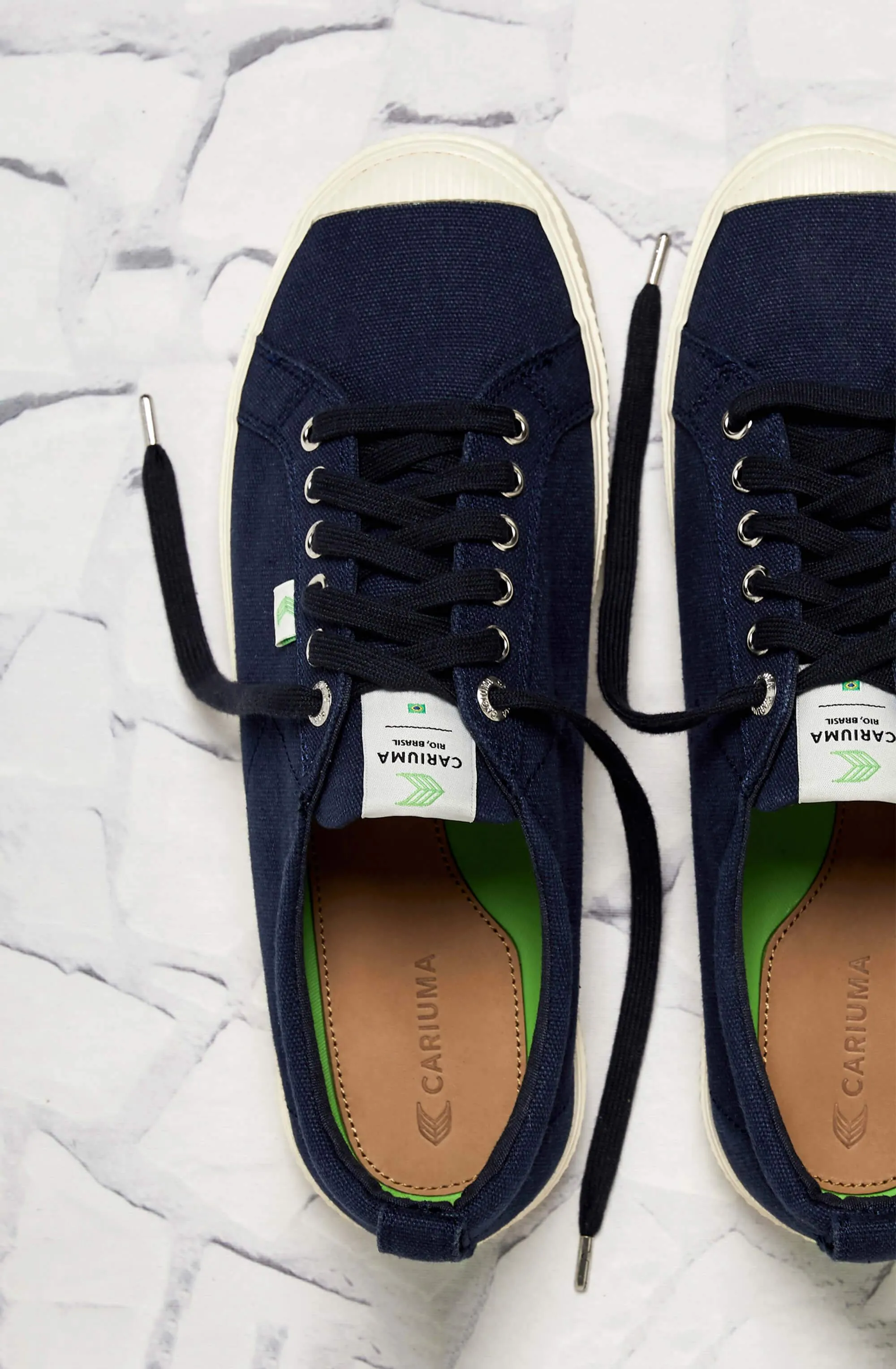 OCA Low Navy Canvas Sneaker Men