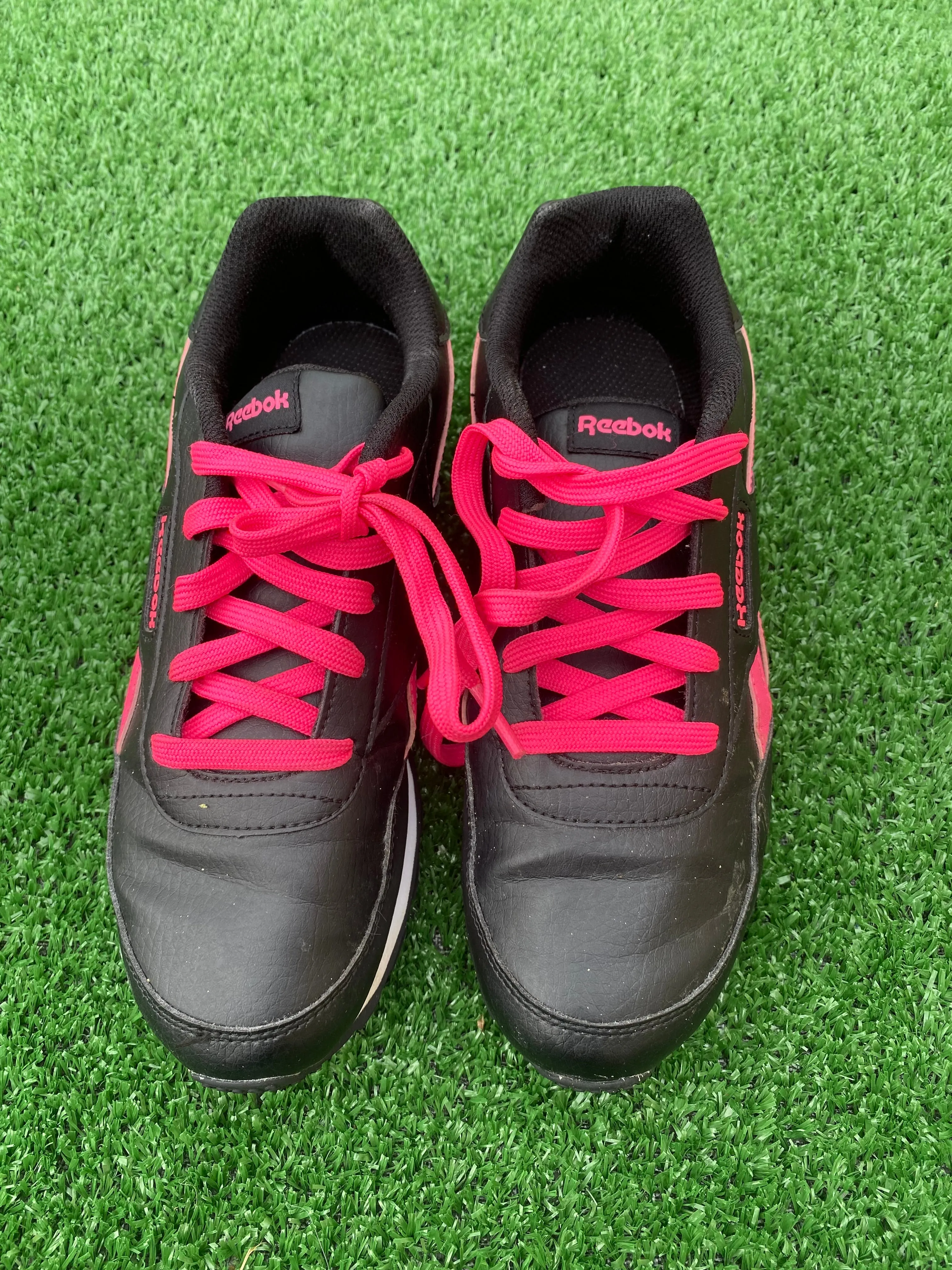 Reebok Girls / Womans / Female Size 5 EU Size 37 USA Size 5.5 Leather Trainers Shoes