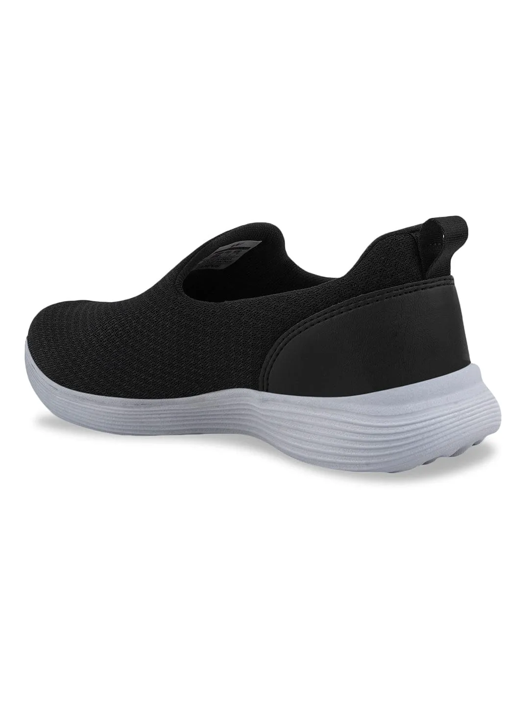 SHUTTLE Black Men's Walking Shoes