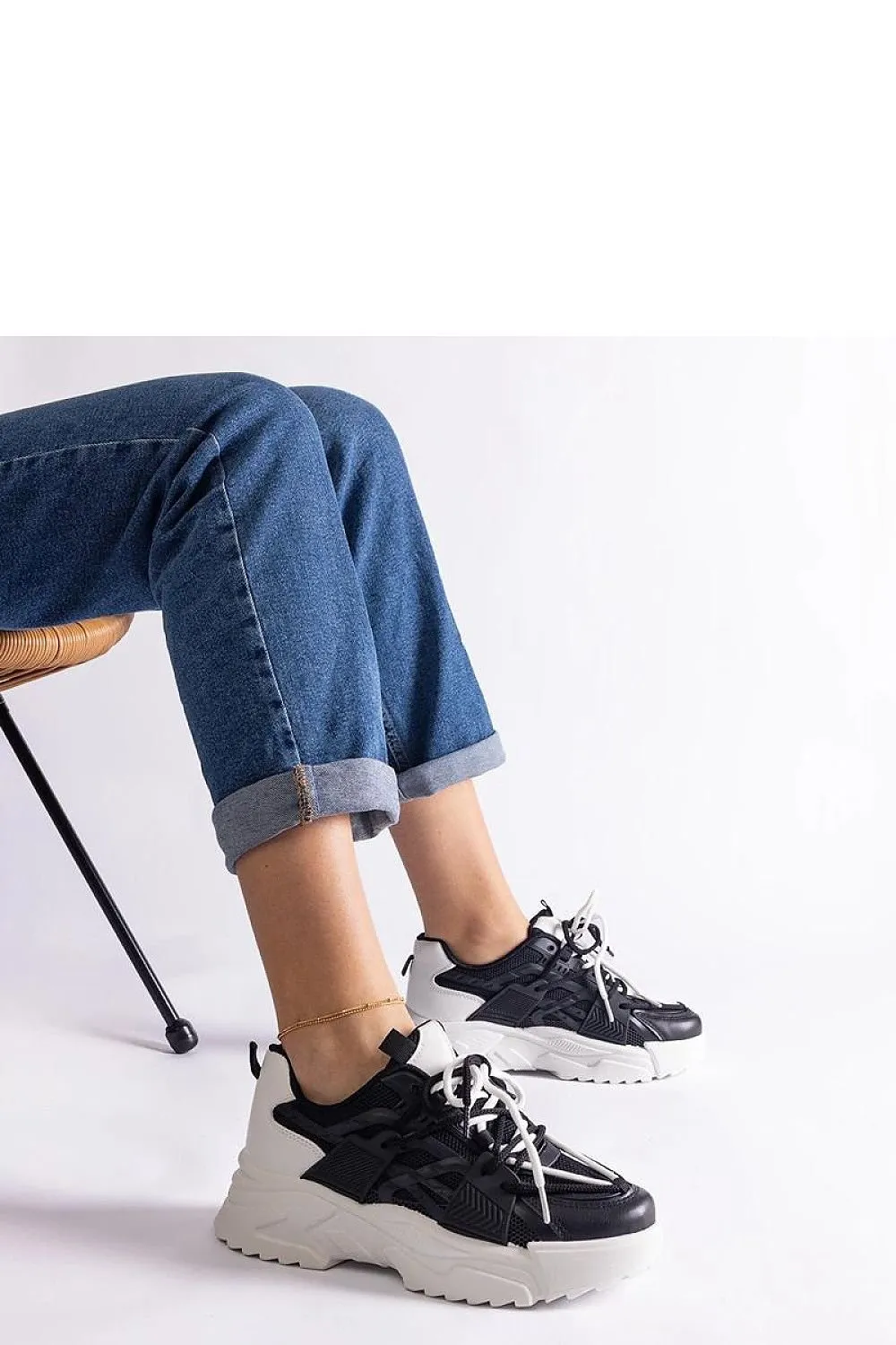 Sneakers model 207155 Solea