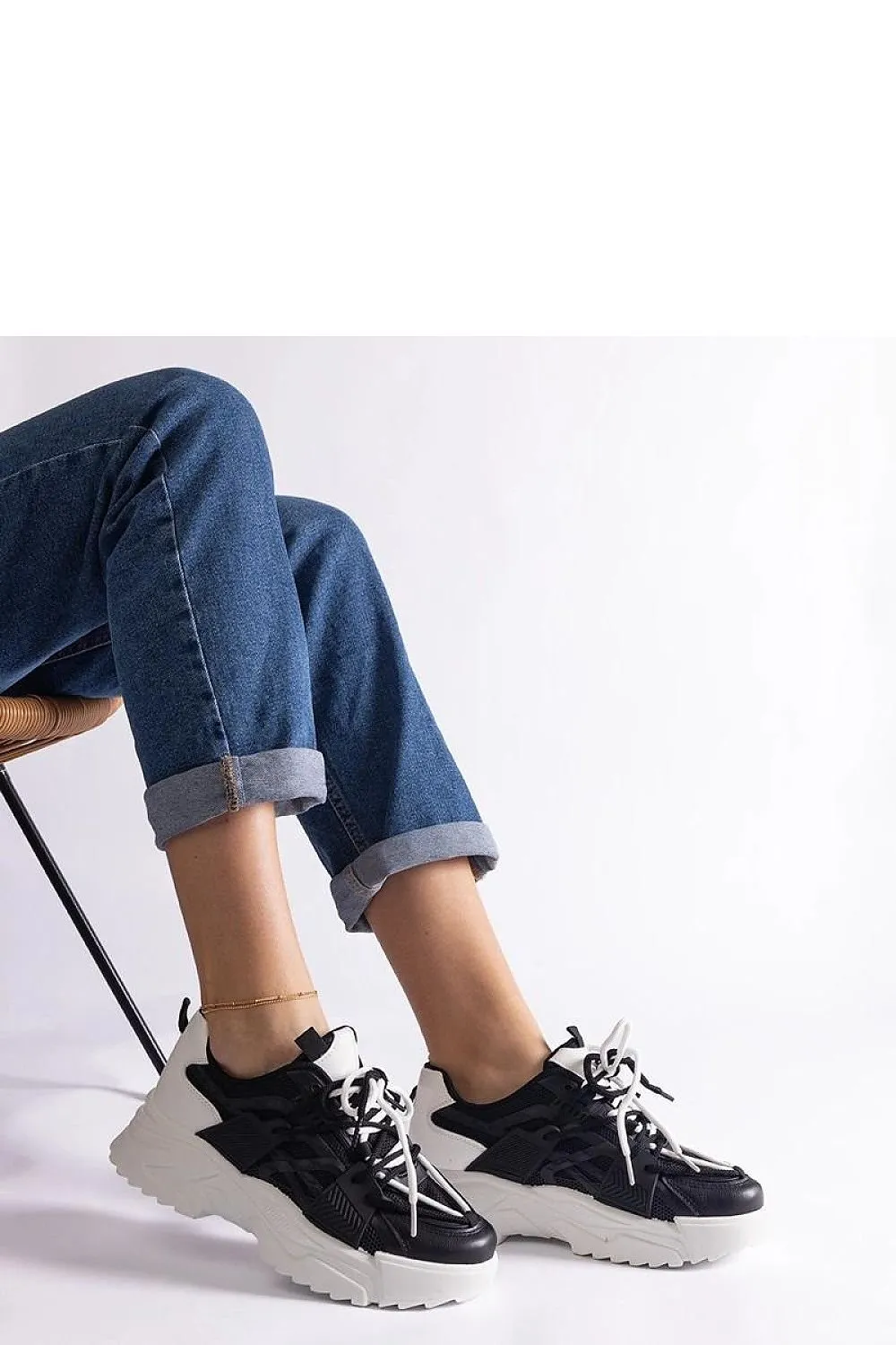 Sneakers model 207155 Solea