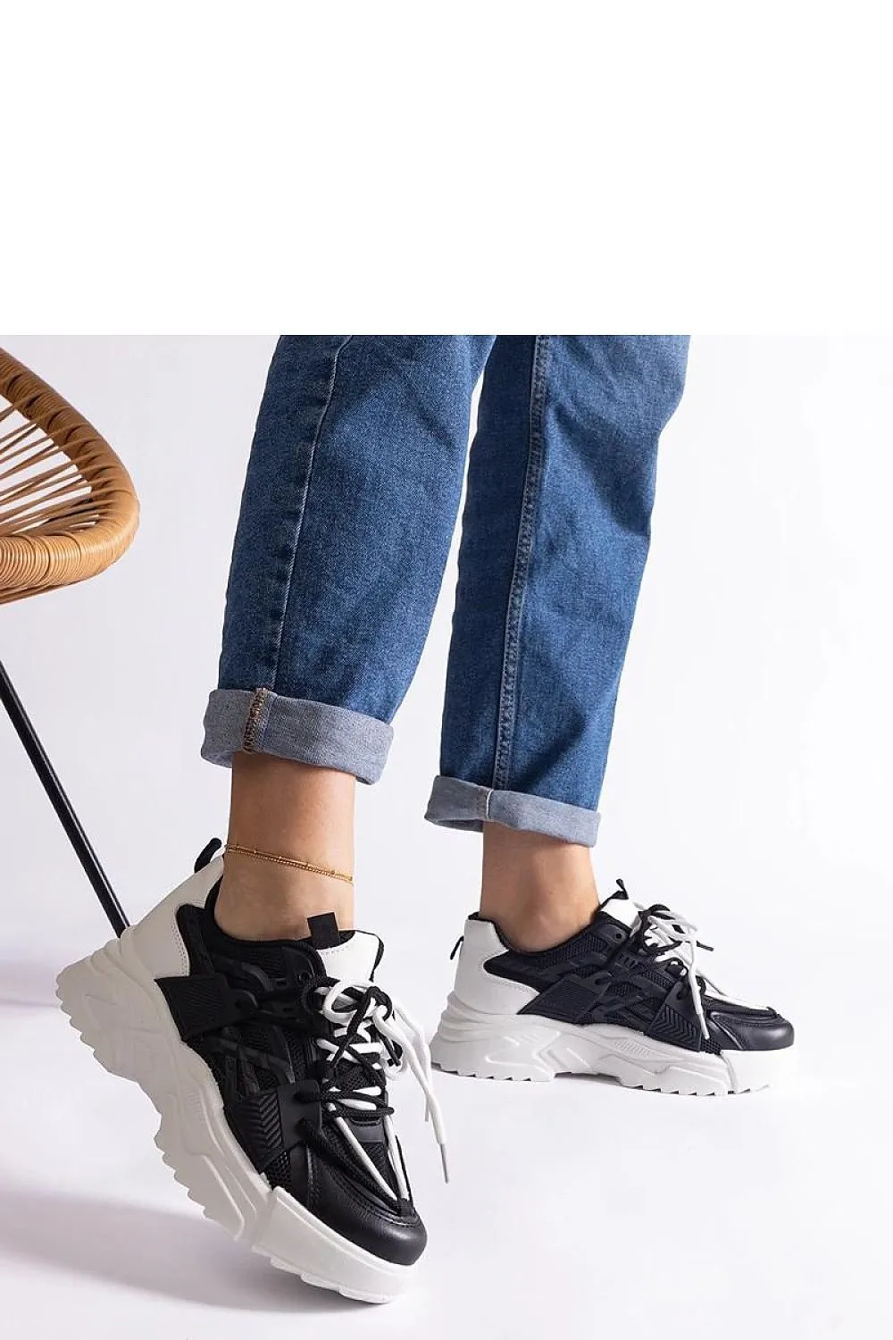 Sneakers model 207155 Solea