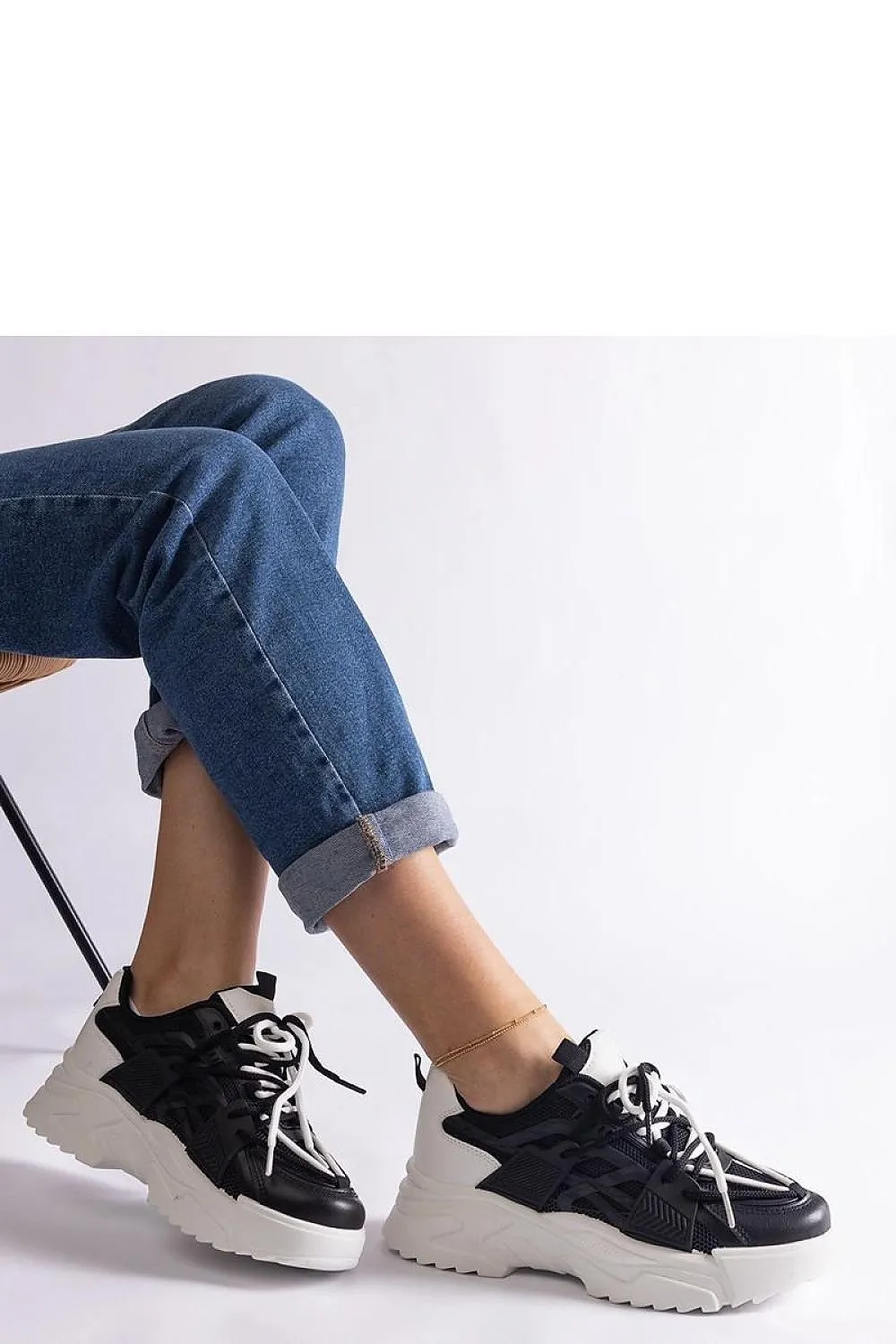 Sneakers model 207155 Solea