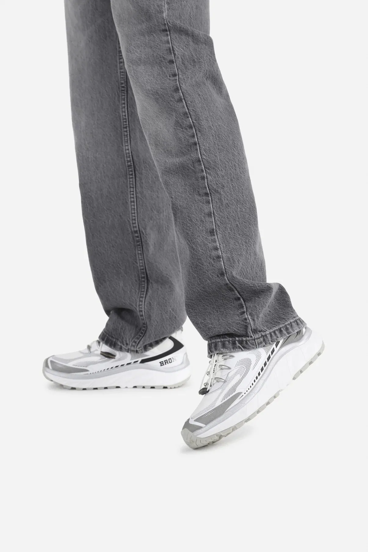 Track-err sneaker - white/silver