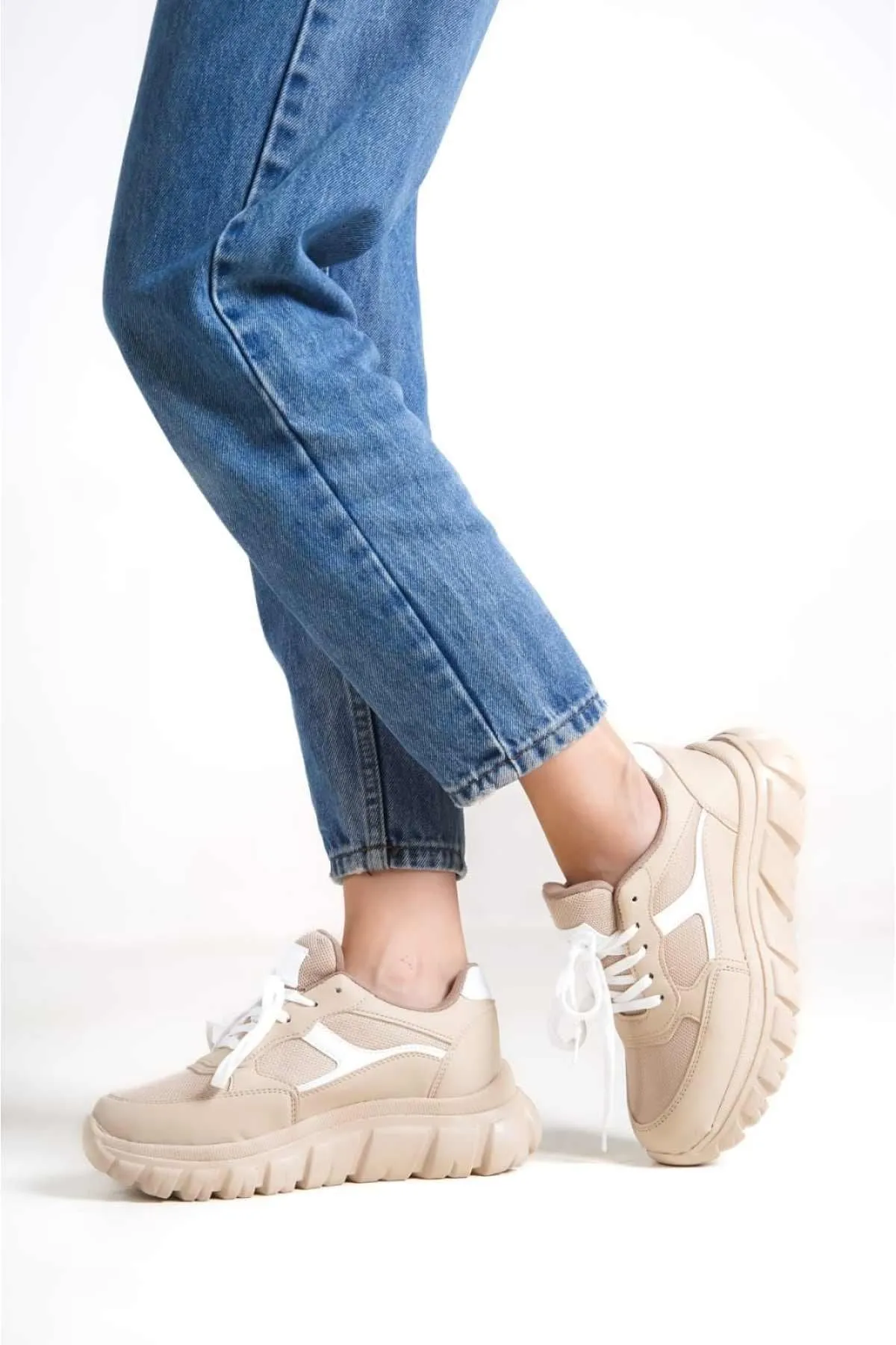 Women's Cream Lace-Up Mesh Casual Sneaker Sports Shoes