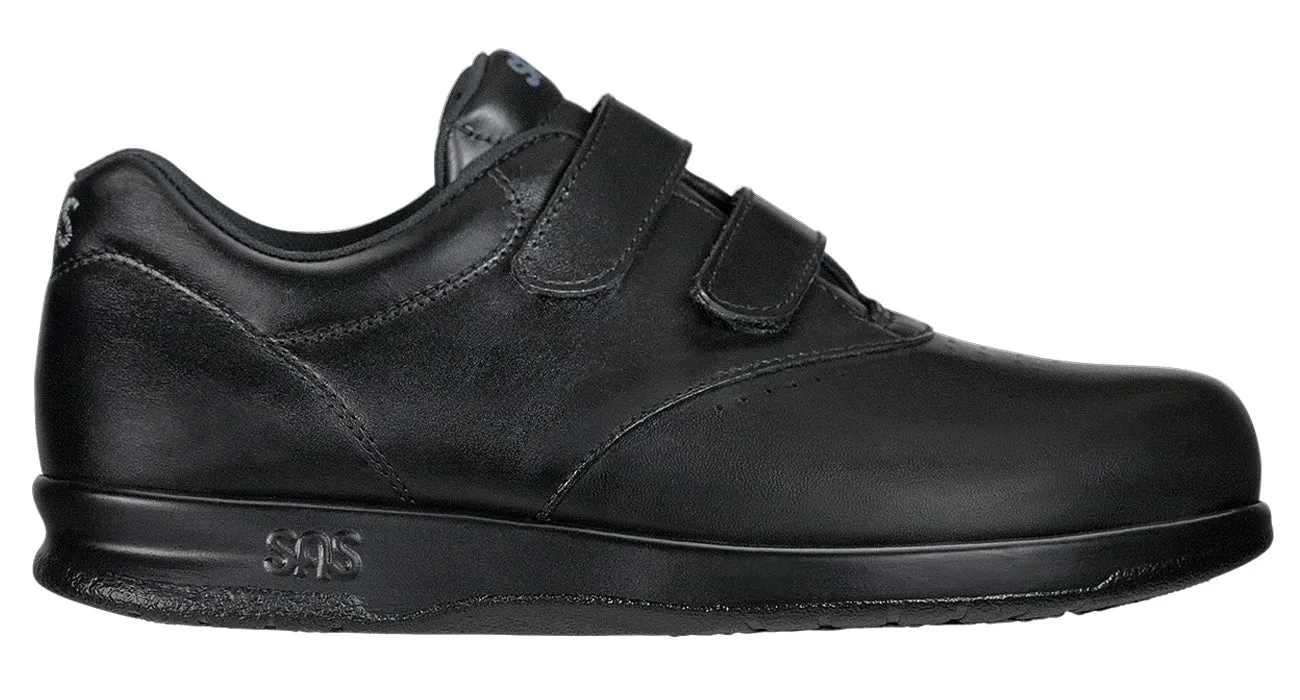 Women's Me Too Walking Shoe in Black