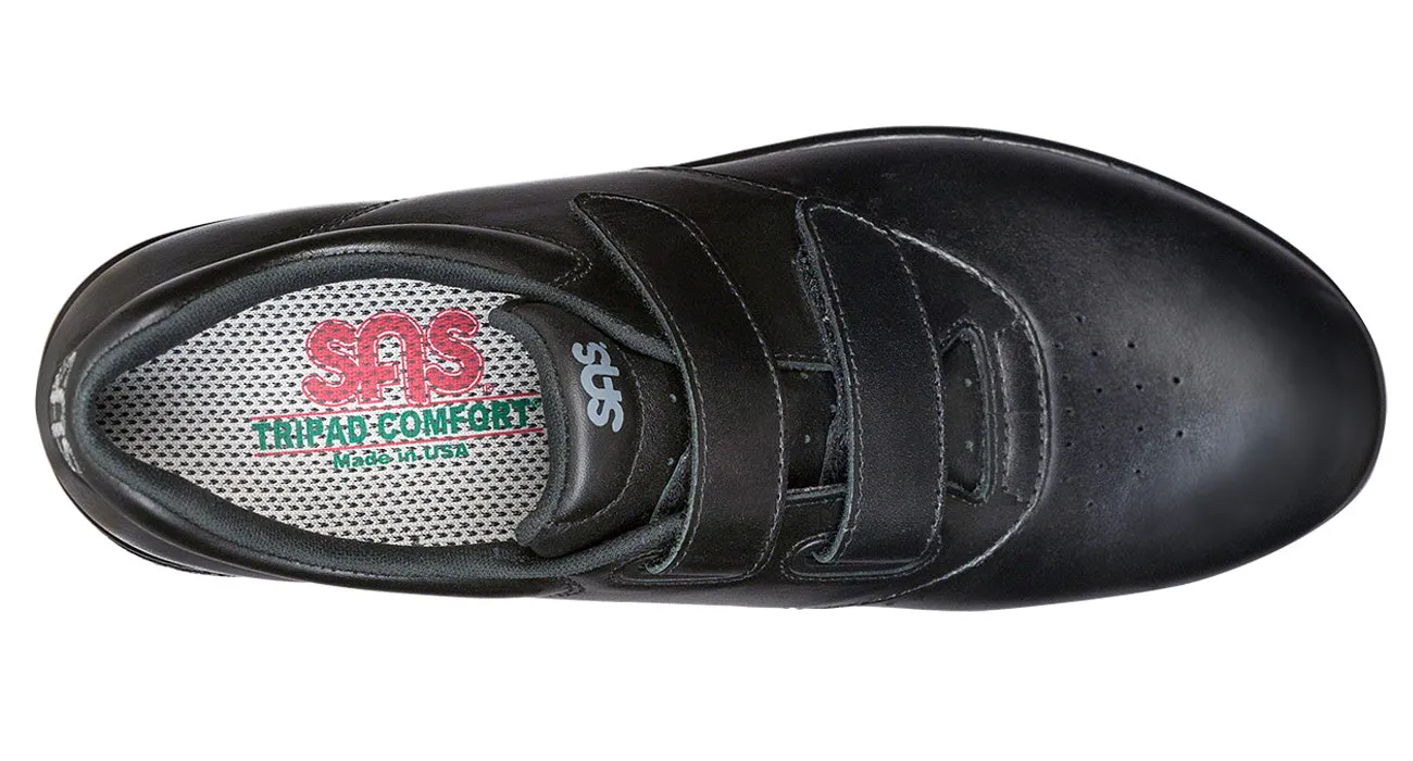Women's Me Too Walking Shoe in Black
