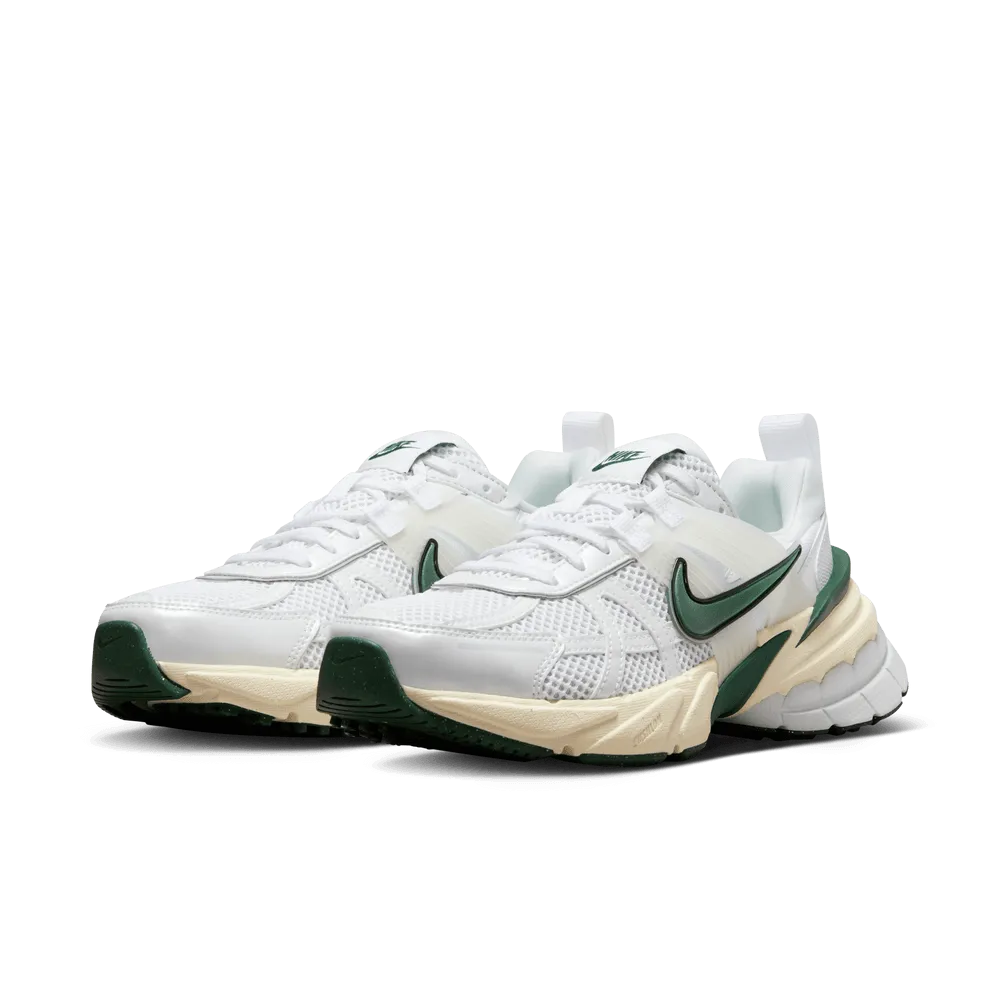 Womens Nike V2K Run WHITE/PLATINUM TINT-PHOTON DUST-FIR